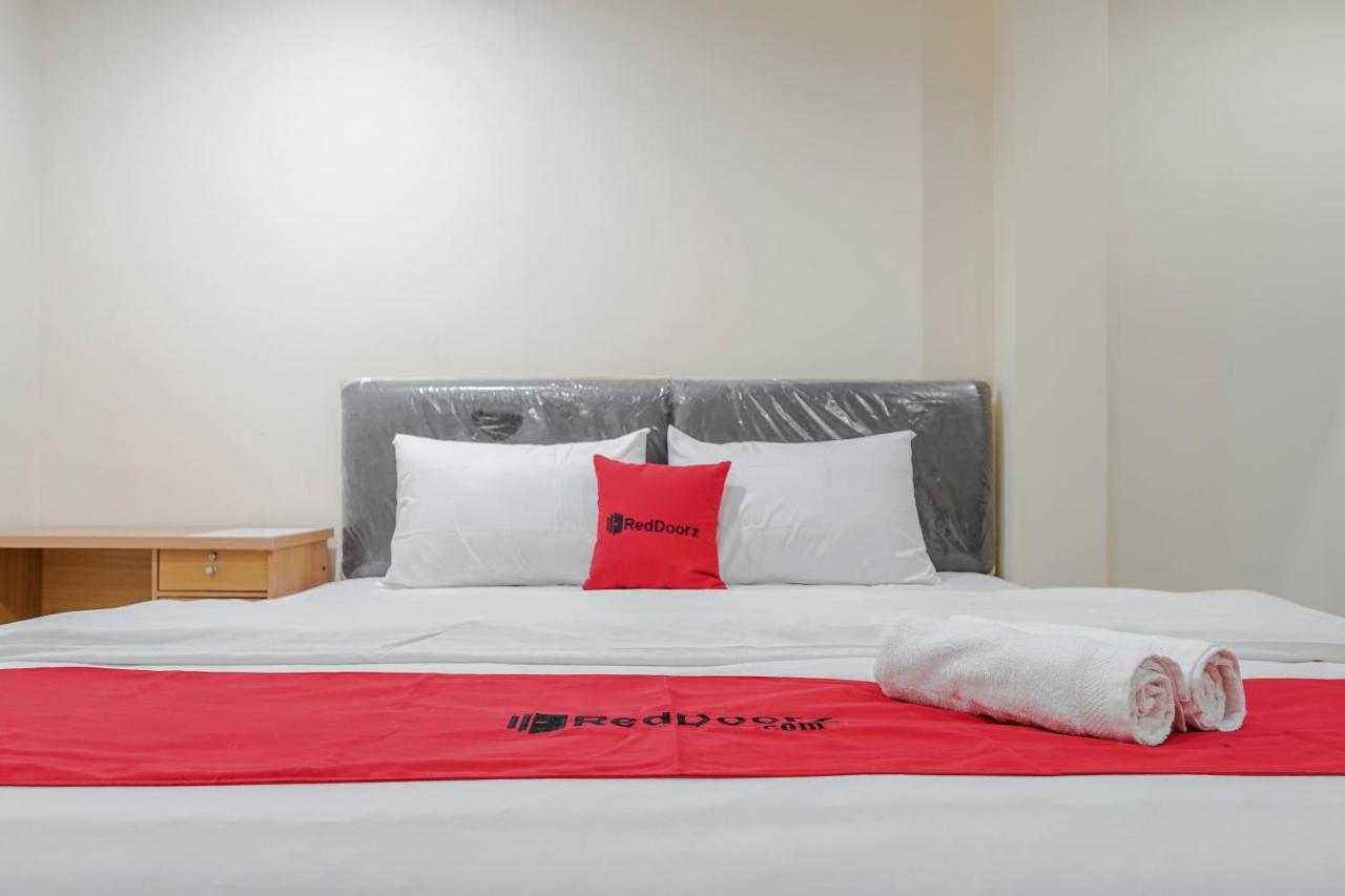 Reddoorz @ Jalan Biak Roxy Jakarta Luaran gambar