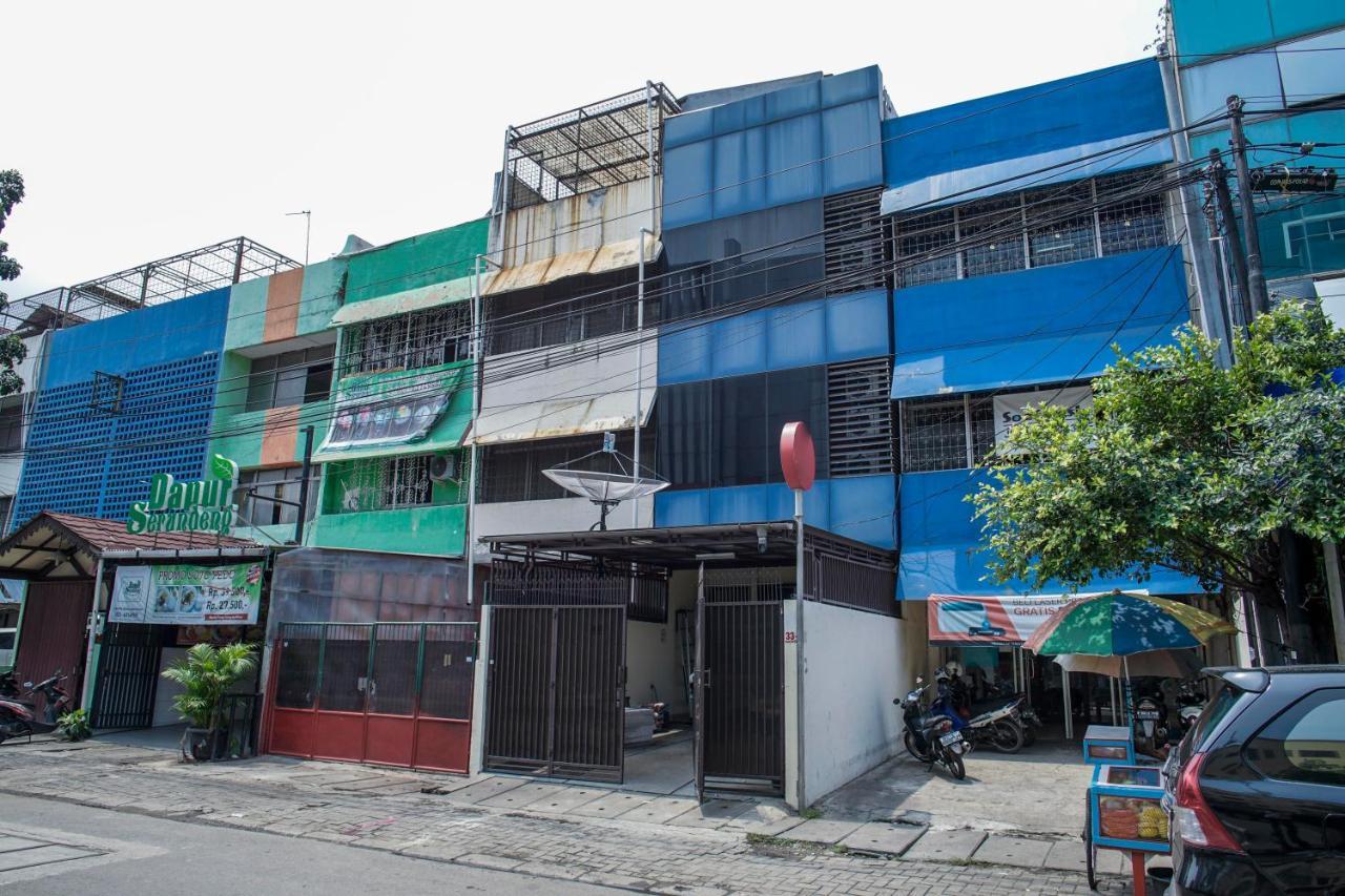 Reddoorz @ Jalan Biak Roxy Jakarta Luaran gambar