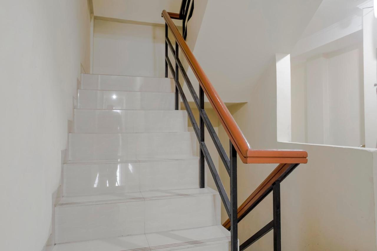 Reddoorz @ Jalan Biak Roxy Jakarta Luaran gambar